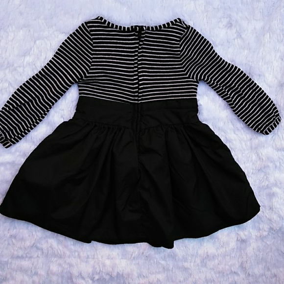 12 MONTHS: BLACK AND WHITE DRESS W/ BOW - Picture 6 of 8